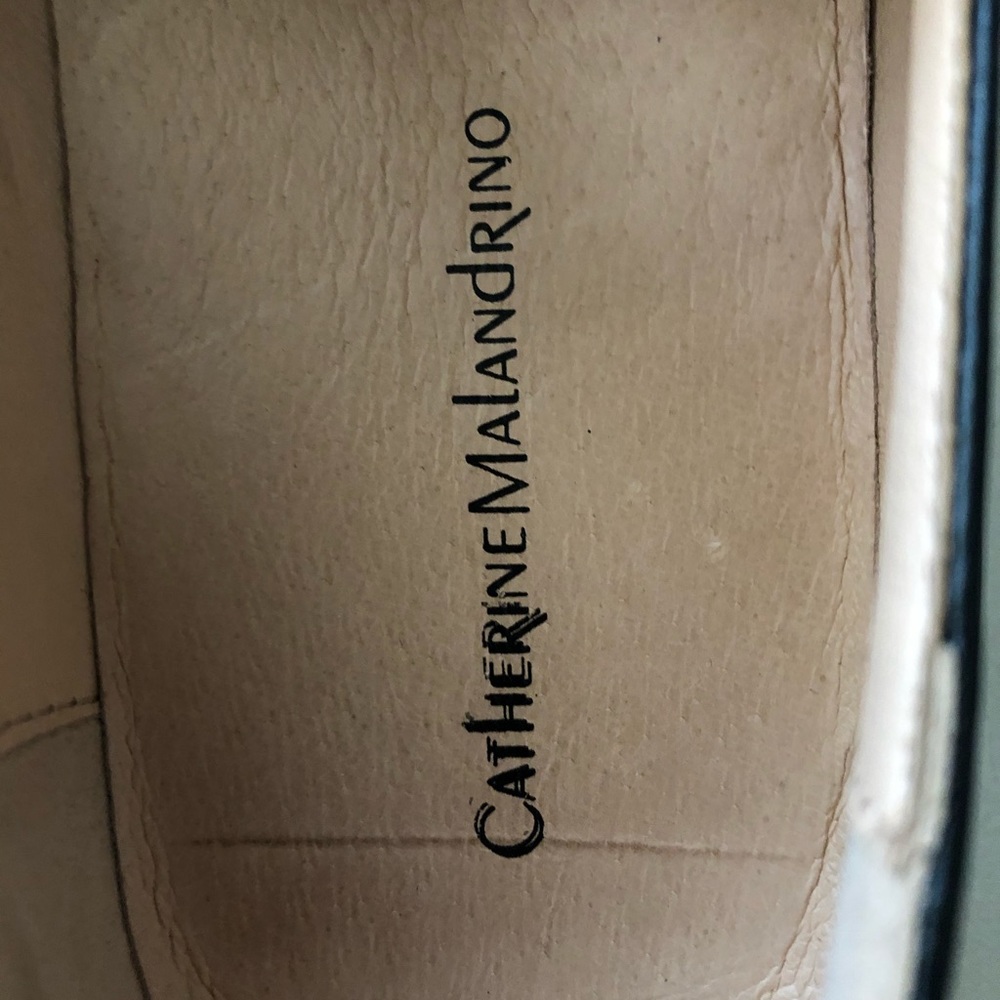 Shoes - Picture 4 of 7